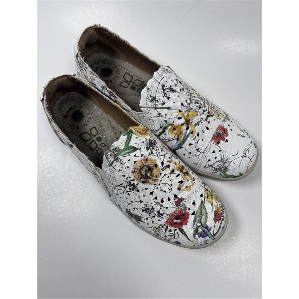 Earth Origins Celeste White Flowered Slip On Comfort Shoes Size Women 9 1/2M - Picture 7 of 9